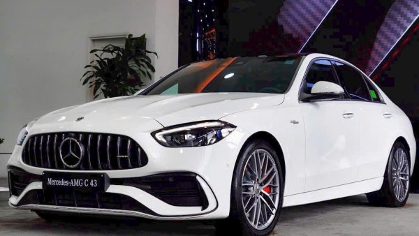 AMG C43 4MATIC