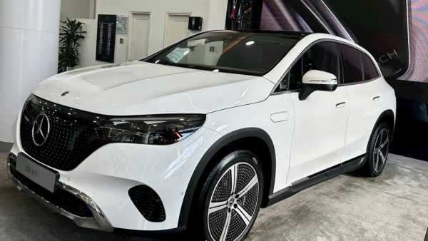 EQE 500 SUV