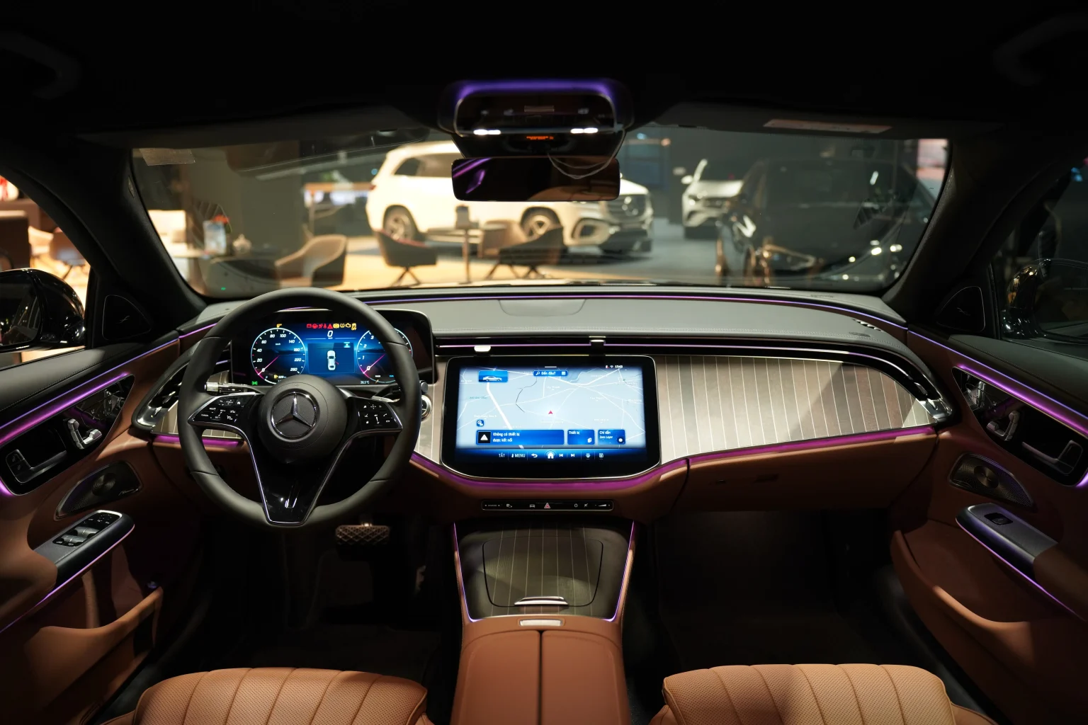 Mercedes-Benz E200 Exclusive 2026 - Ảnh 7